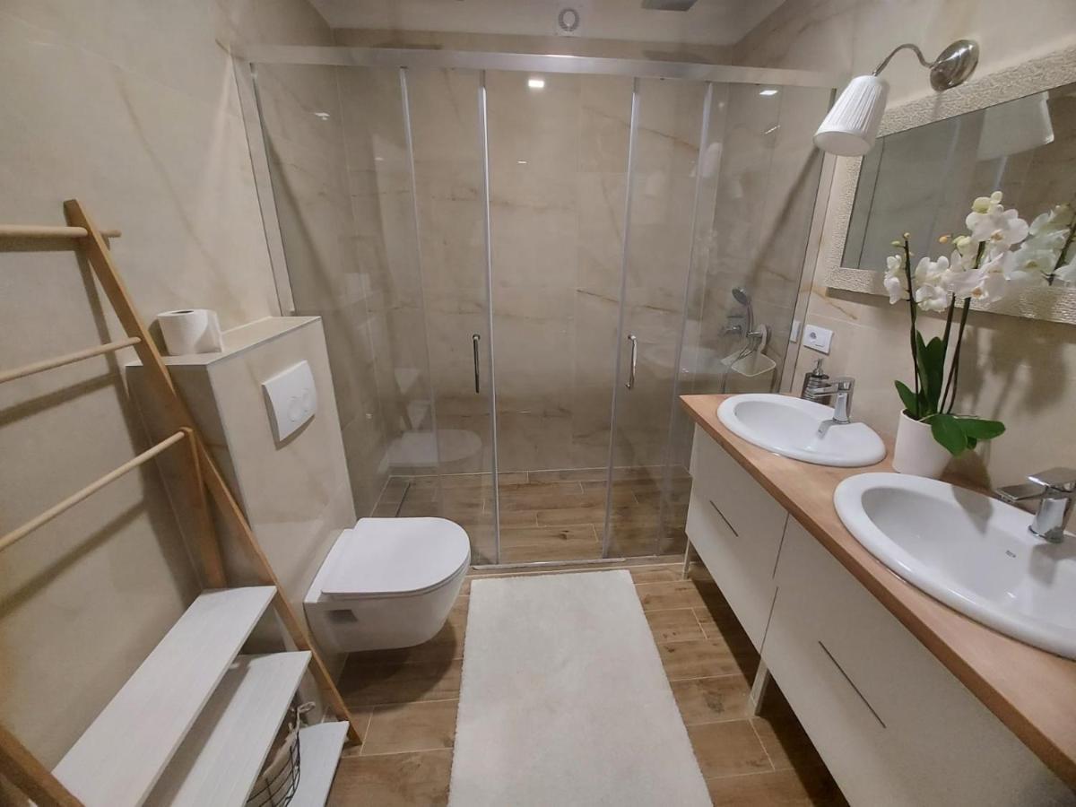 Apartments Marta 1 Задар Экстерьер фото