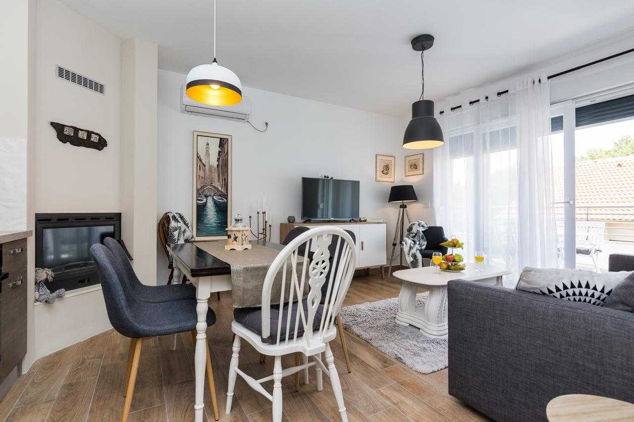 Apartments Marta 1 Задар Экстерьер фото