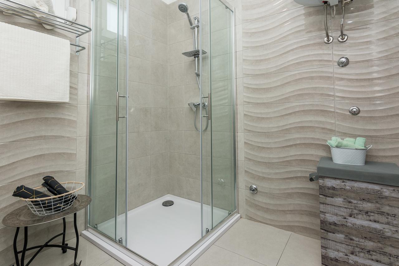 Apartments Marta 1 Задар Экстерьер фото