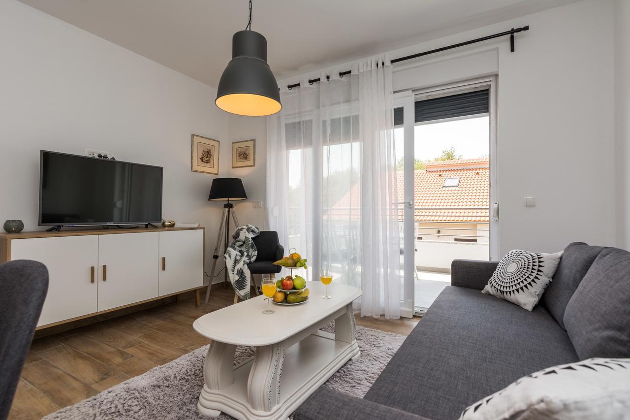Apartments Marta 1 Задар Экстерьер фото