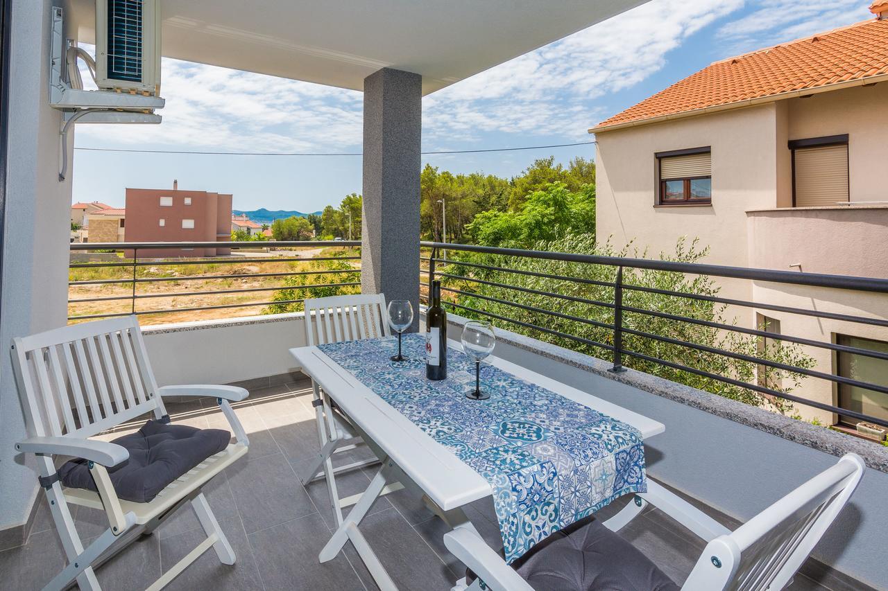 Apartments Marta 1 Задар Экстерьер фото
