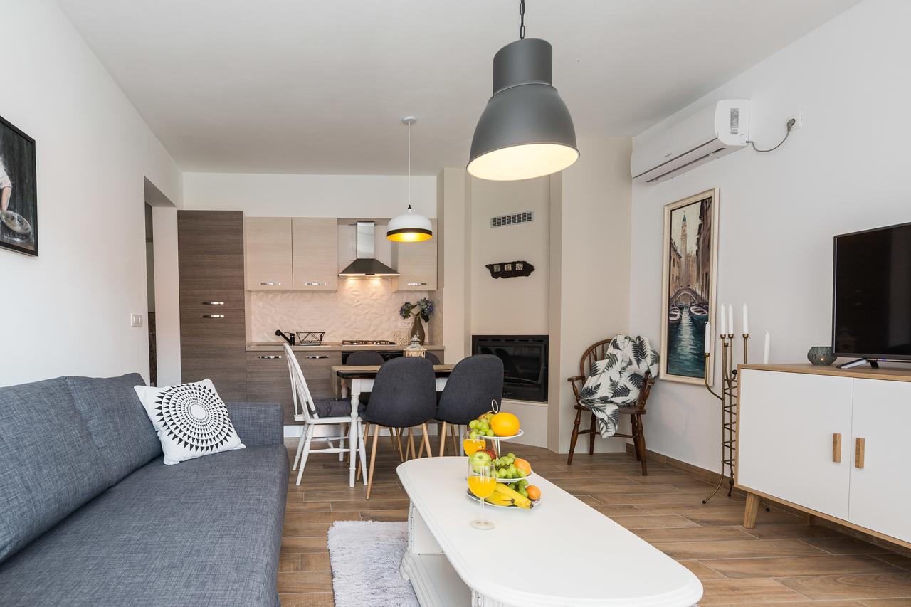 Apartments Marta 1 Задар Экстерьер фото